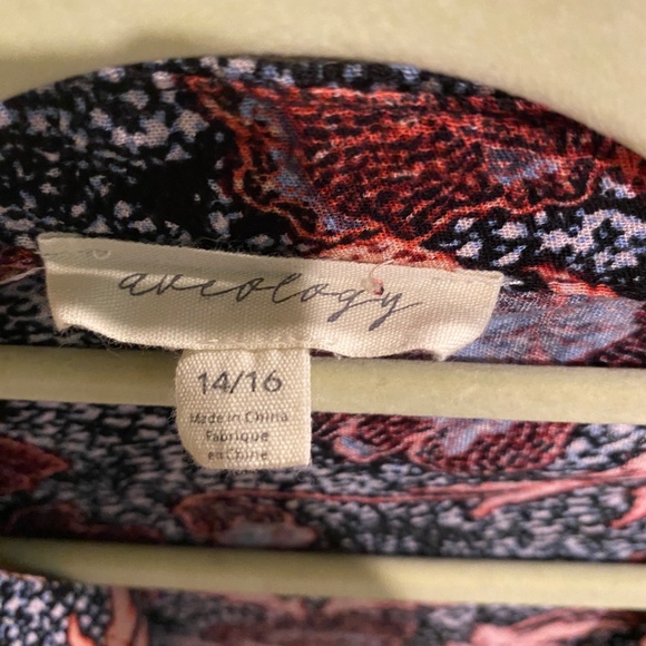 Dess - Picture 4 of 4